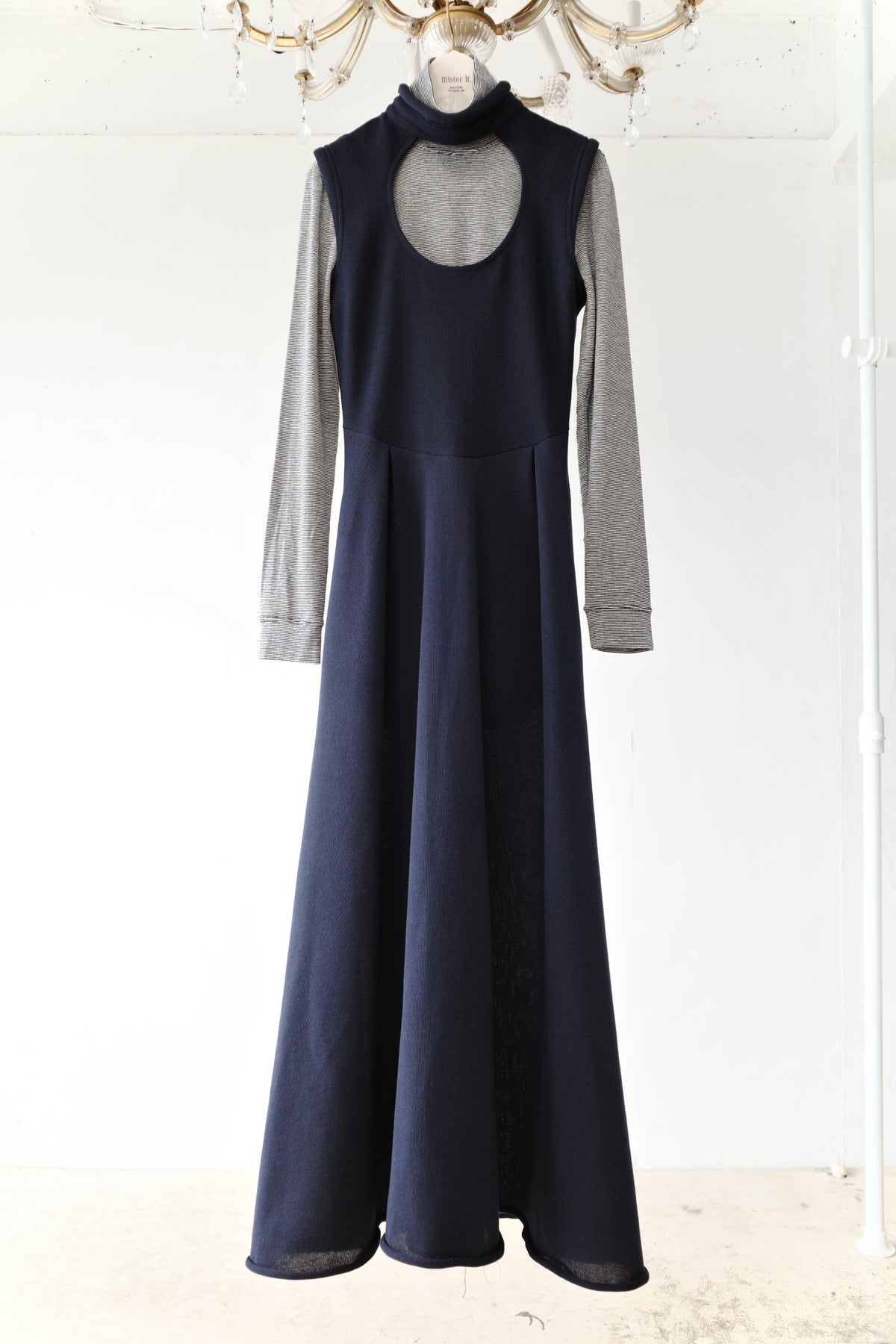 Tonia-ess-Navy